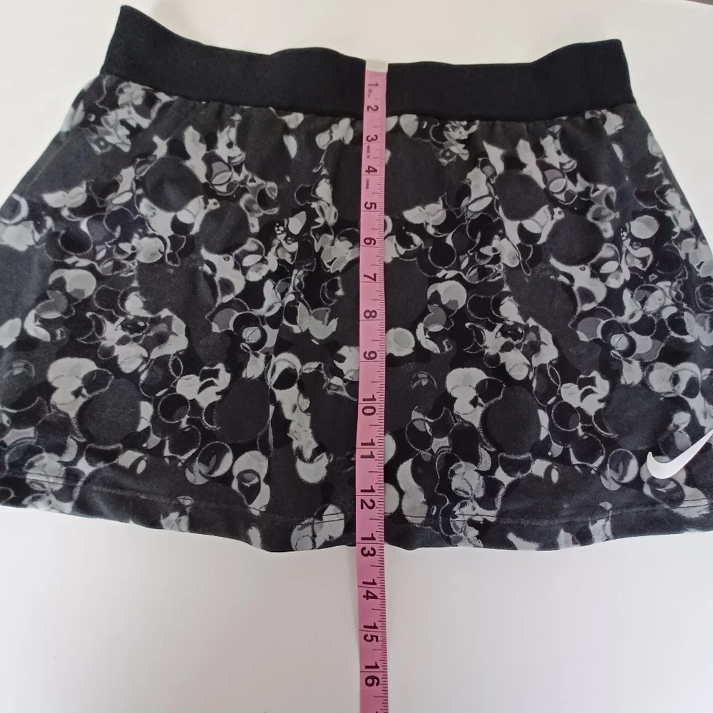 Nike Court Pure Print Dri-Fit Active Skort Skirted Shorts Sz Med Black Gray